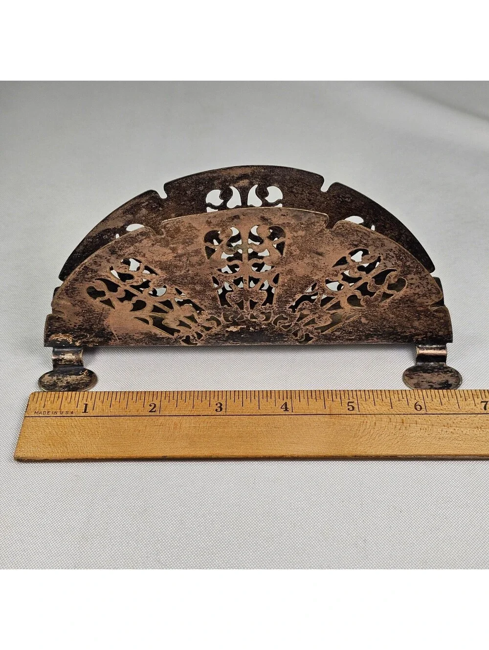 Vintage Silver Plated Fan Napkin Holder Filigree Ornate Metal Letter Caddy 6.5